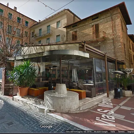Urbano - Centro Storico Penzion Terni
